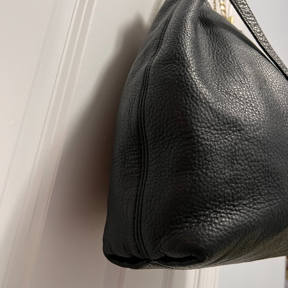 Micheal Kors black leather 2 way purse - Picture 11 of 16